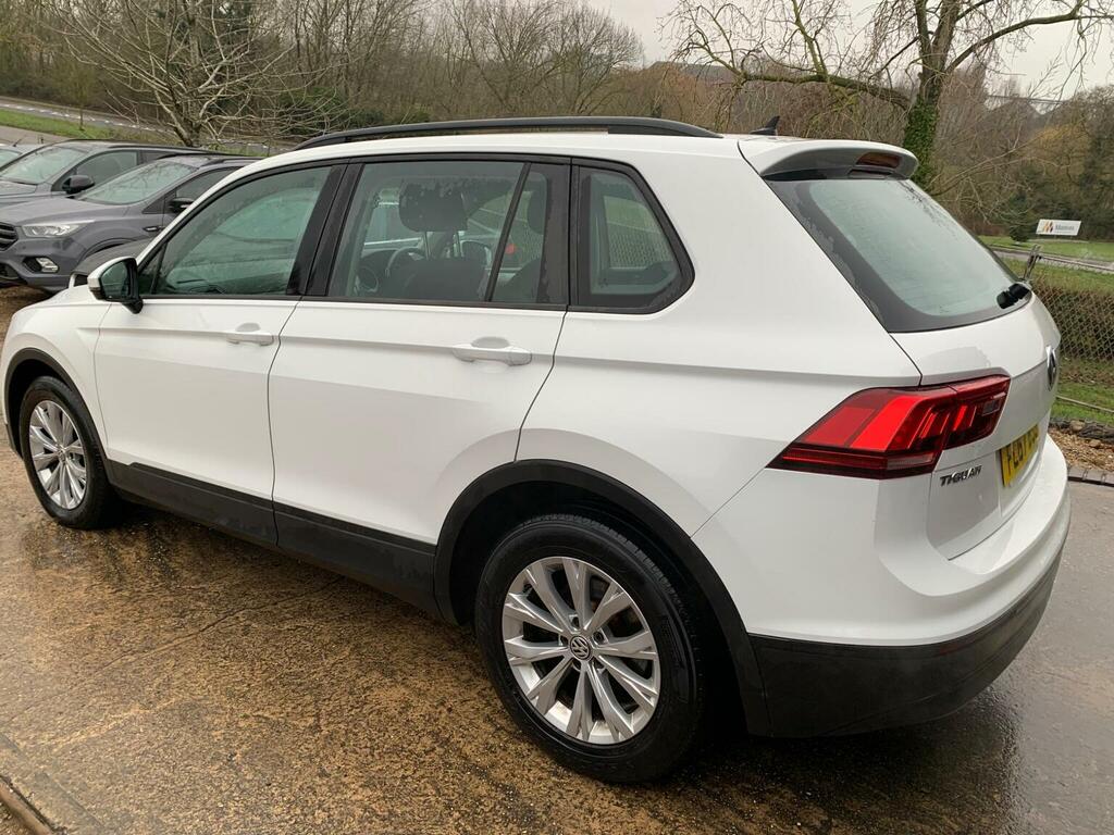 Volkswagen Tiguan Tdi S Euro 6 Ss FL67BJO White #4