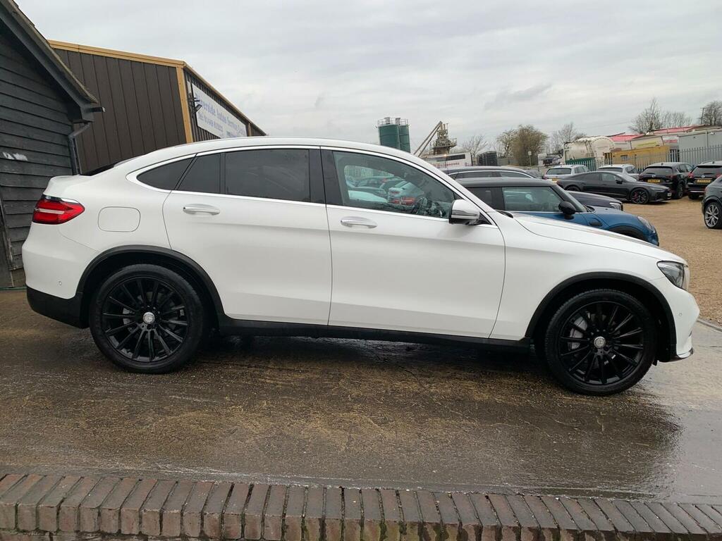 Mercedes-Benz GLC Class Glc220d Amg Line Premium Plus Coupe G-tronic 4Ma KE67HJU White #6