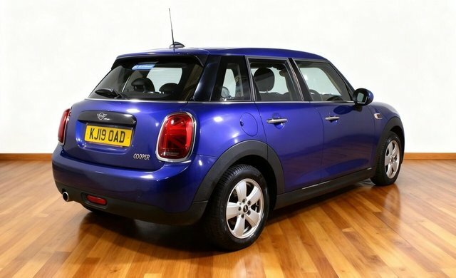 Mini Hatch 2019 1.5 Cooper Classic Hatchback Stept KJ19OAD Blue #5