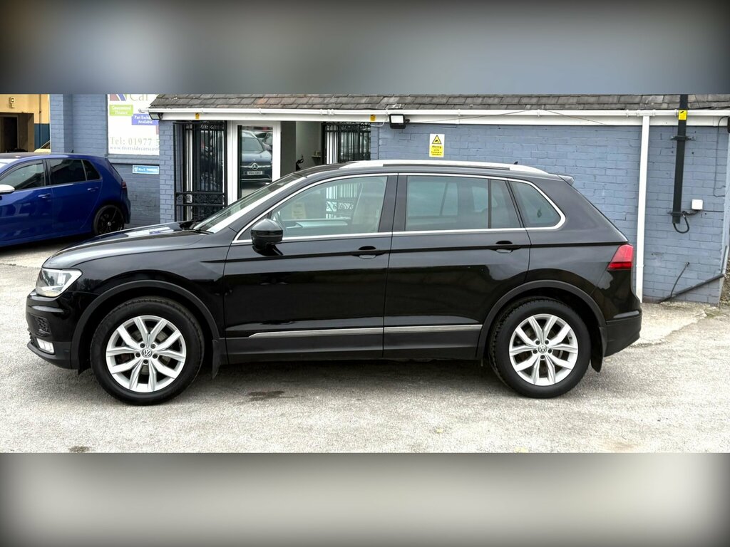 Volkswagen Tiguan 2.0 Tdi Bluemotion Tech Se Navigation Euro 6 Ss PY16EFO Black #6