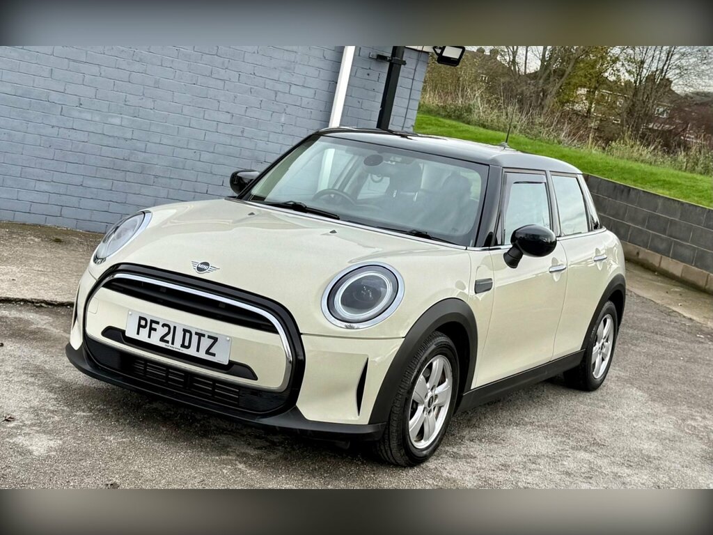 Mini Hatch 1.5 Cooper Classic Euro 6 Ss White