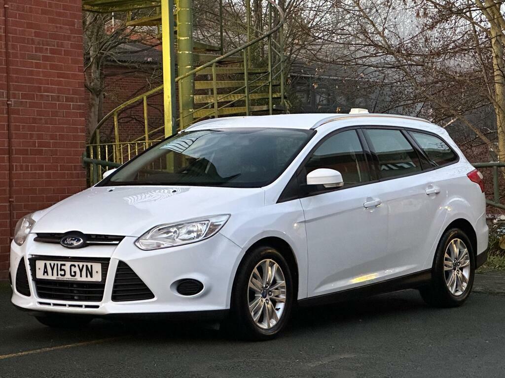 Ford Focus 1.6 Tdci Edge Estate AY15GYN White #3