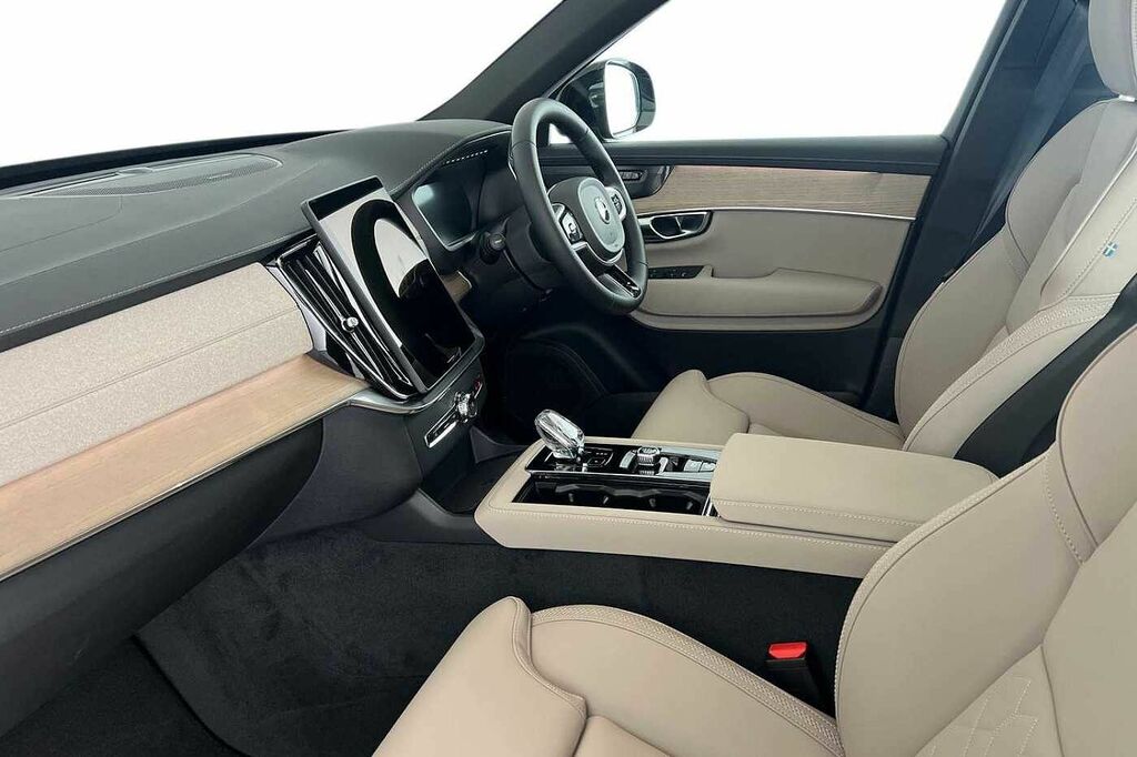 Volvo XC90 Plus, B5 Awd Mild Hybrid, Dark, 7 Seats YT75OFS Black #3