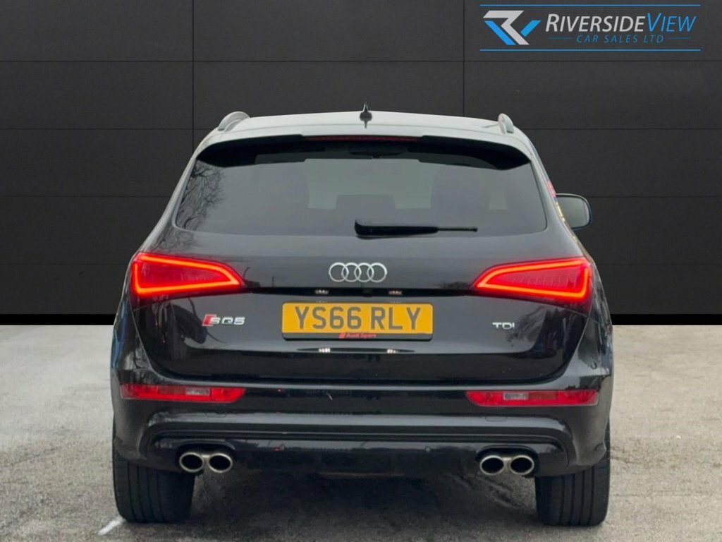 Audi SQ5 3L Plus YS66RLY Black #5
