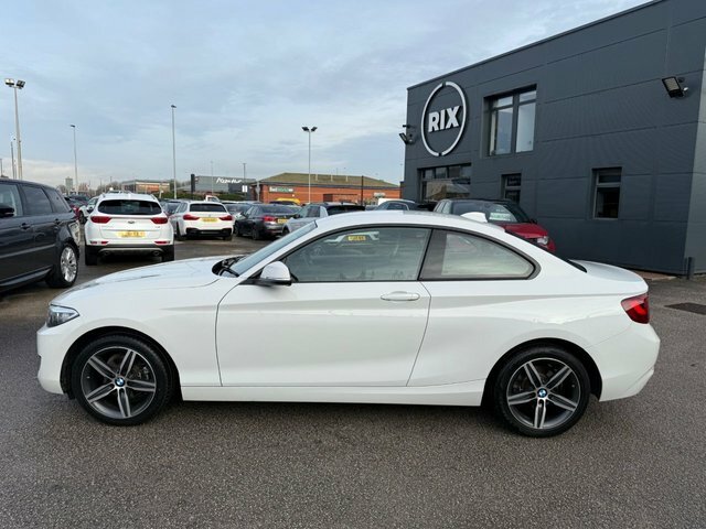 BMW 2 Series Gran Coupe 218D Sport Coupe White #3