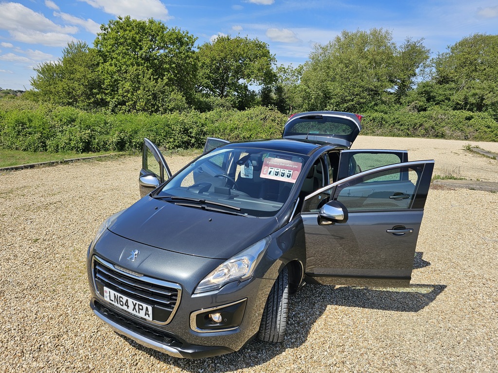 Peugeot 3008 Allure E-hdi S-a Grey