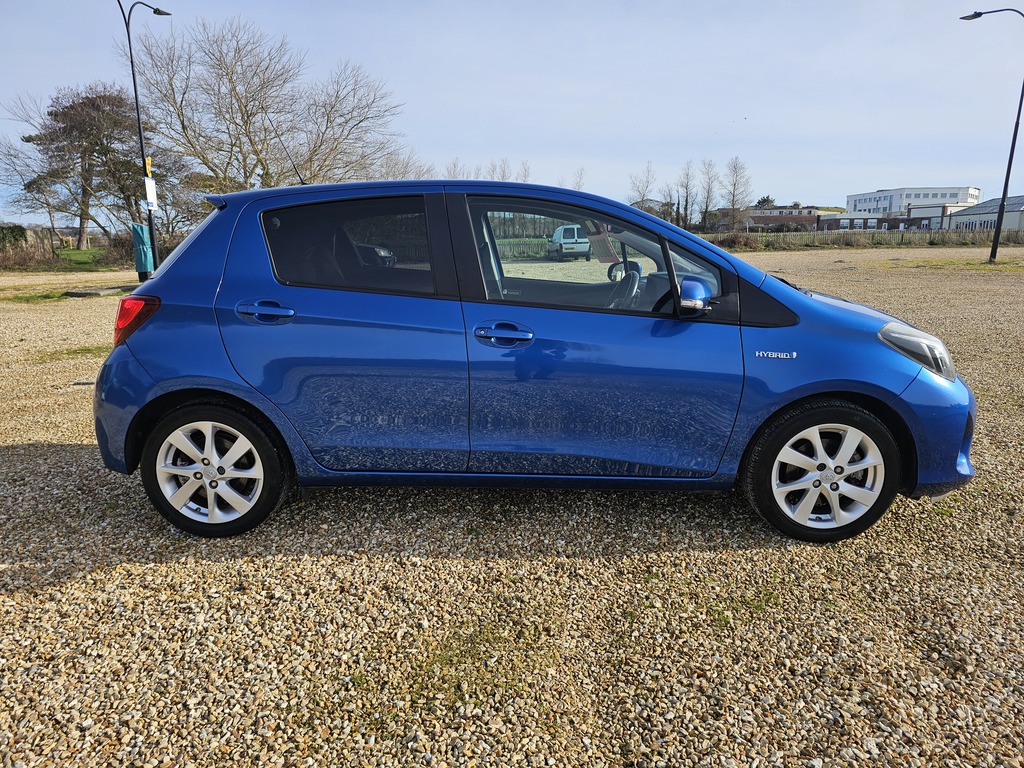 Toyota Yaris Excel Hybrid Vvt-i Cvt HW17KJK Blue #4