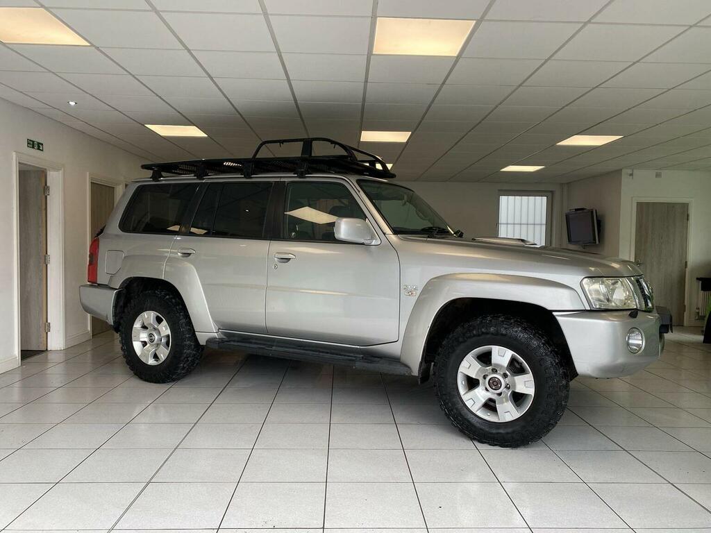 Nissan Patrol 3.0 Di Sve Silver #1
