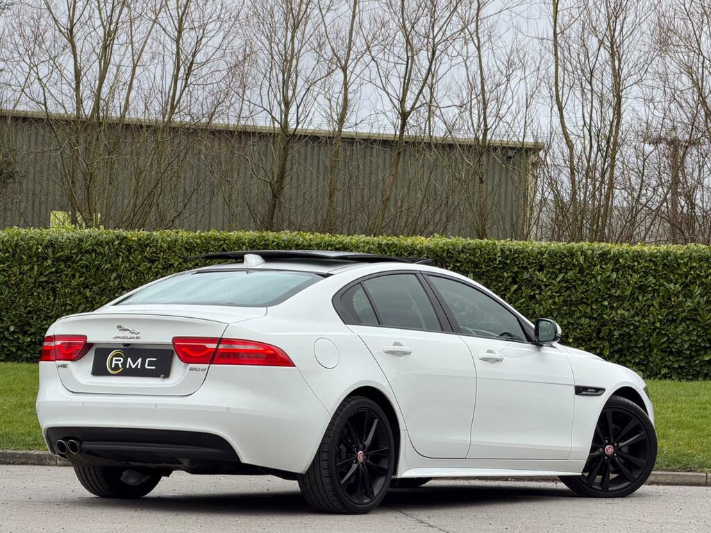 Jaguar XE 2.0D R-sport Euro 6 Ss White #3