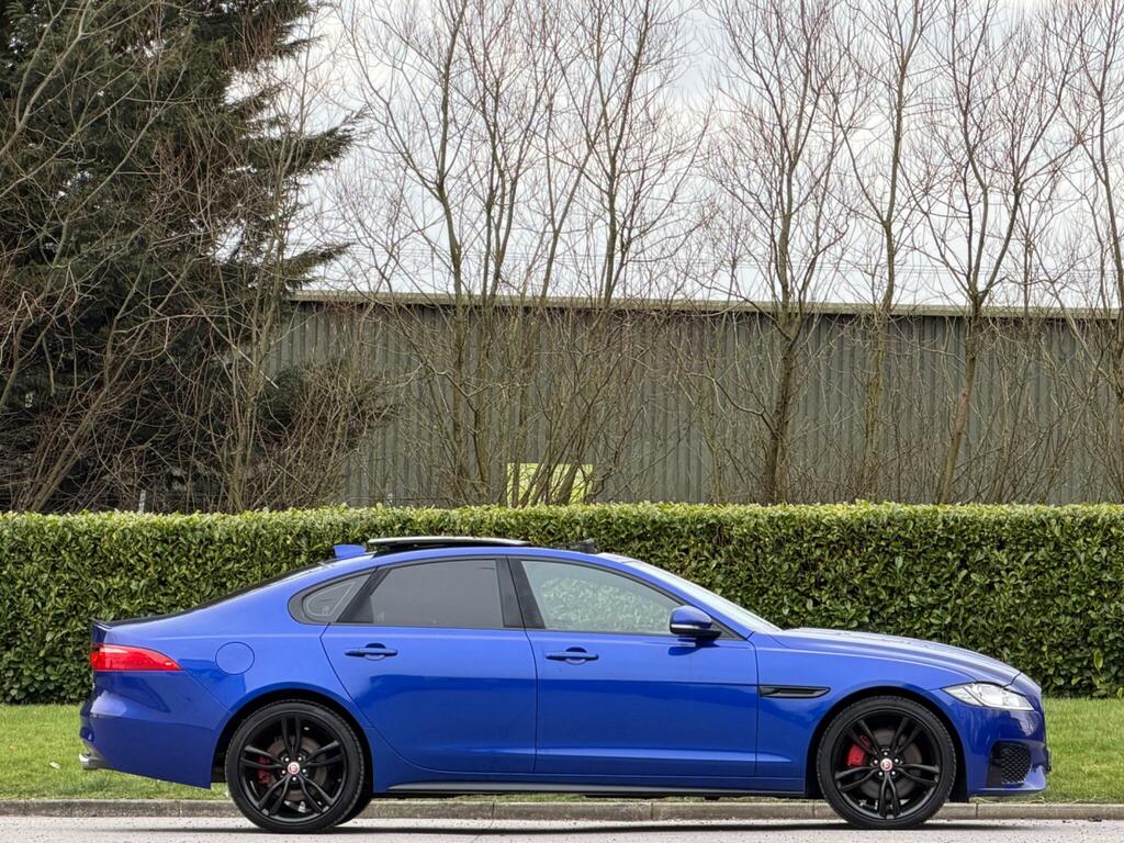 Jaguar XF 3.0D V6 S Euro 6 Ss Blue #2