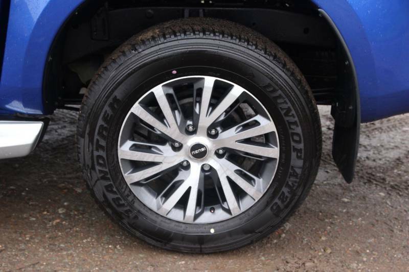 Isuzu D-Max 1.9 Td Dl40 Pickup Double Cab 4Wd Blue #5