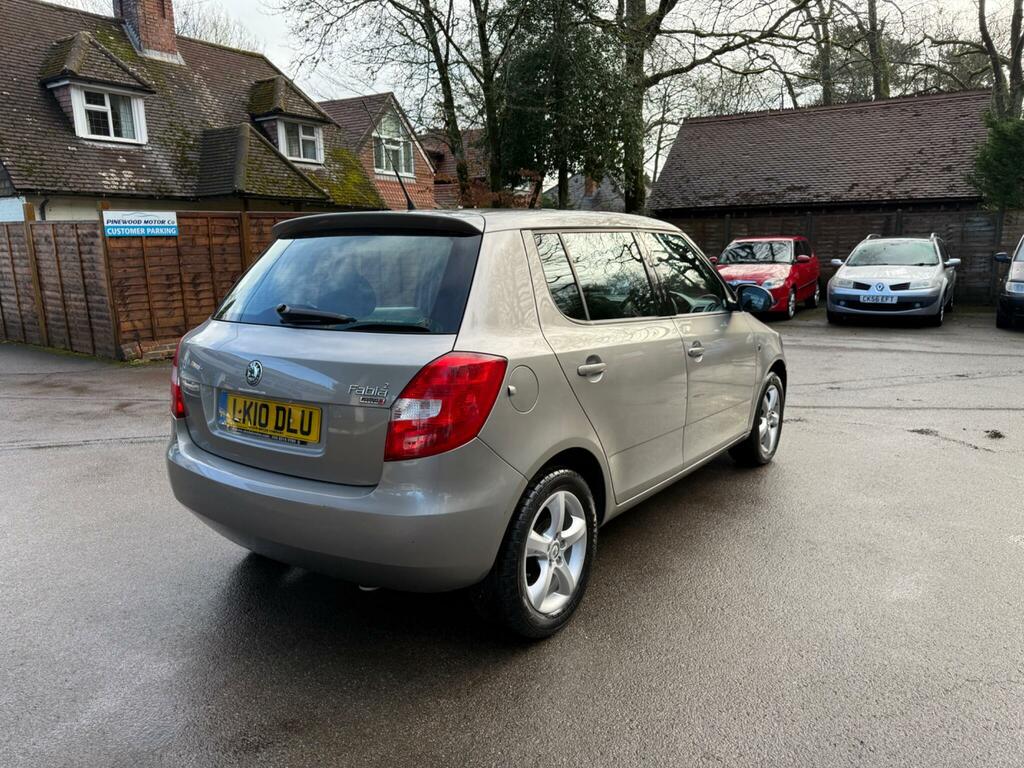 Skoda Fabia 1.2 Htp 12V 2 Beige #4