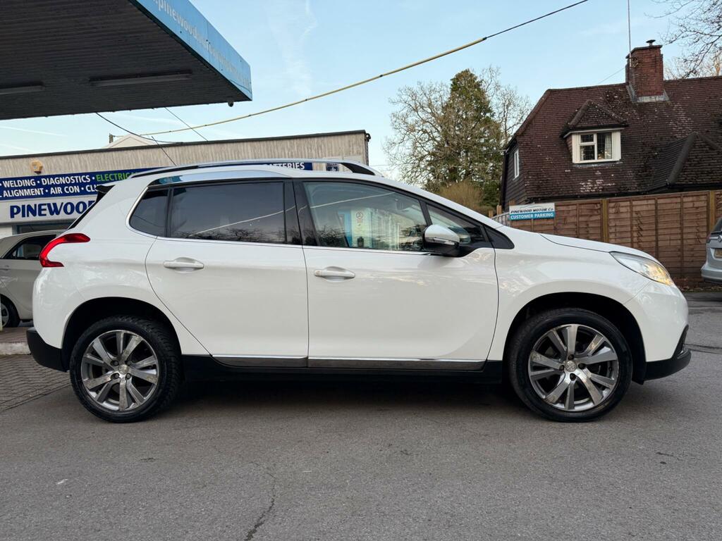 Peugeot 2008 1.2 Puretech Feline Euro 6 S S Mistral White #5