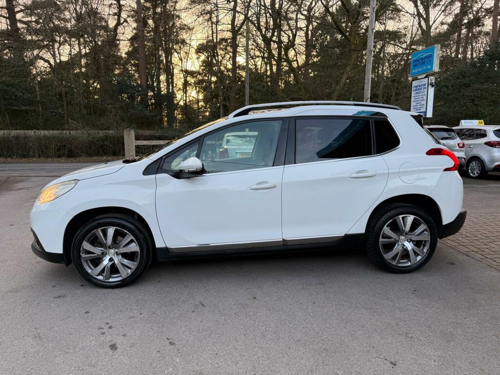Peugeot 2008 1.2 Puretech Feline Euro 6 S S Mistral White #6