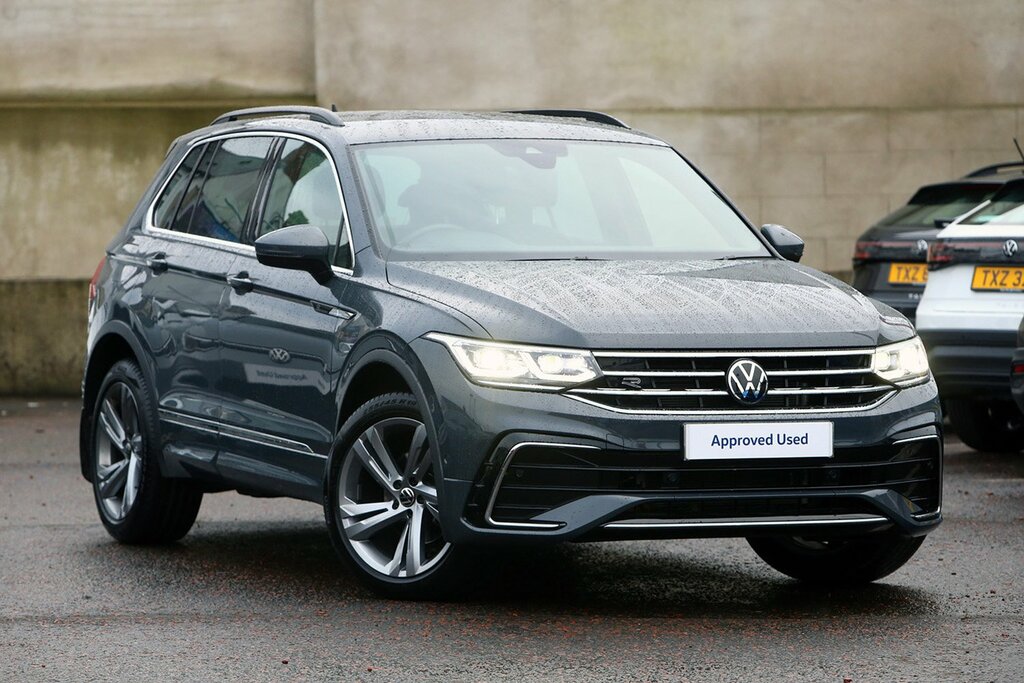 Volkswagen Tiguan 2024 Volkswagen Tiguan 1.5 R-line Edition Tsi Dsg Grey