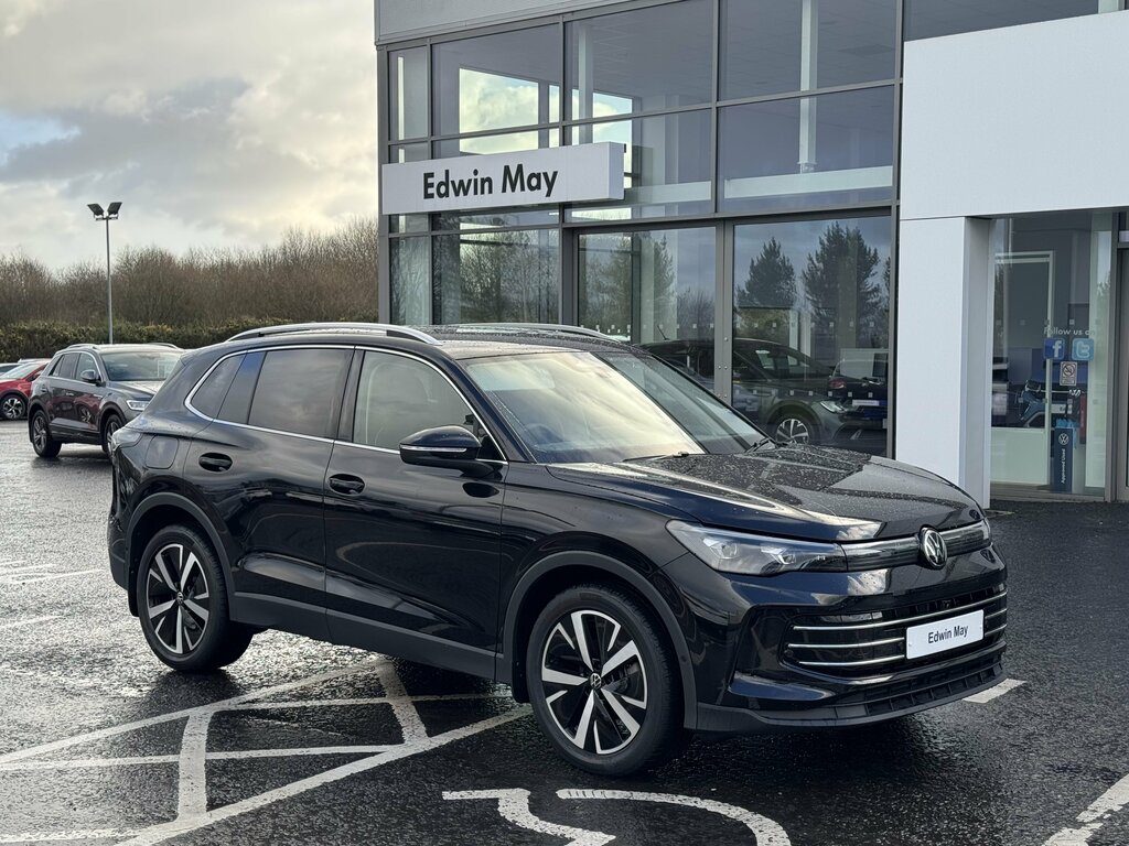 Volkswagen Tiguan 2024 Volkswagen Tiguan Elegance 1.5 Etsi 150Ps D Black