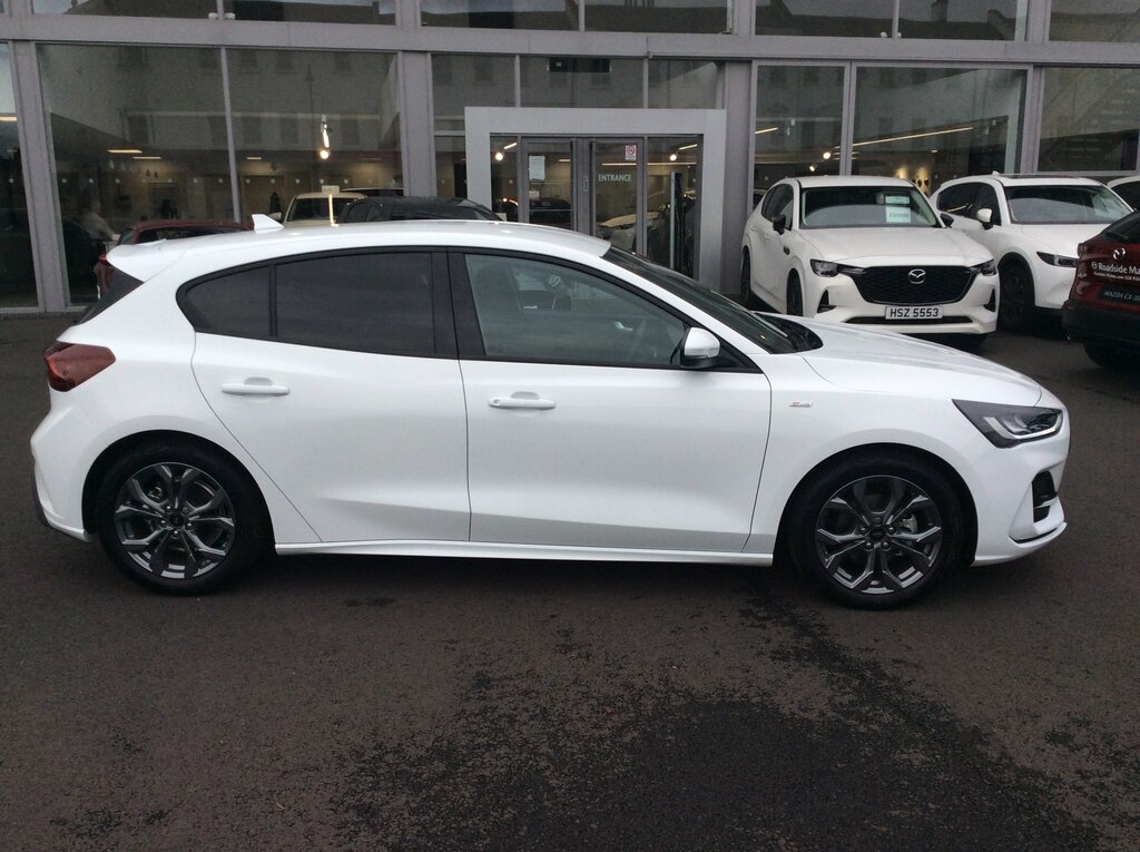 Ford Focus 2024 Ford Focus 1.0 St-line Mhev FMZ4384 White #2