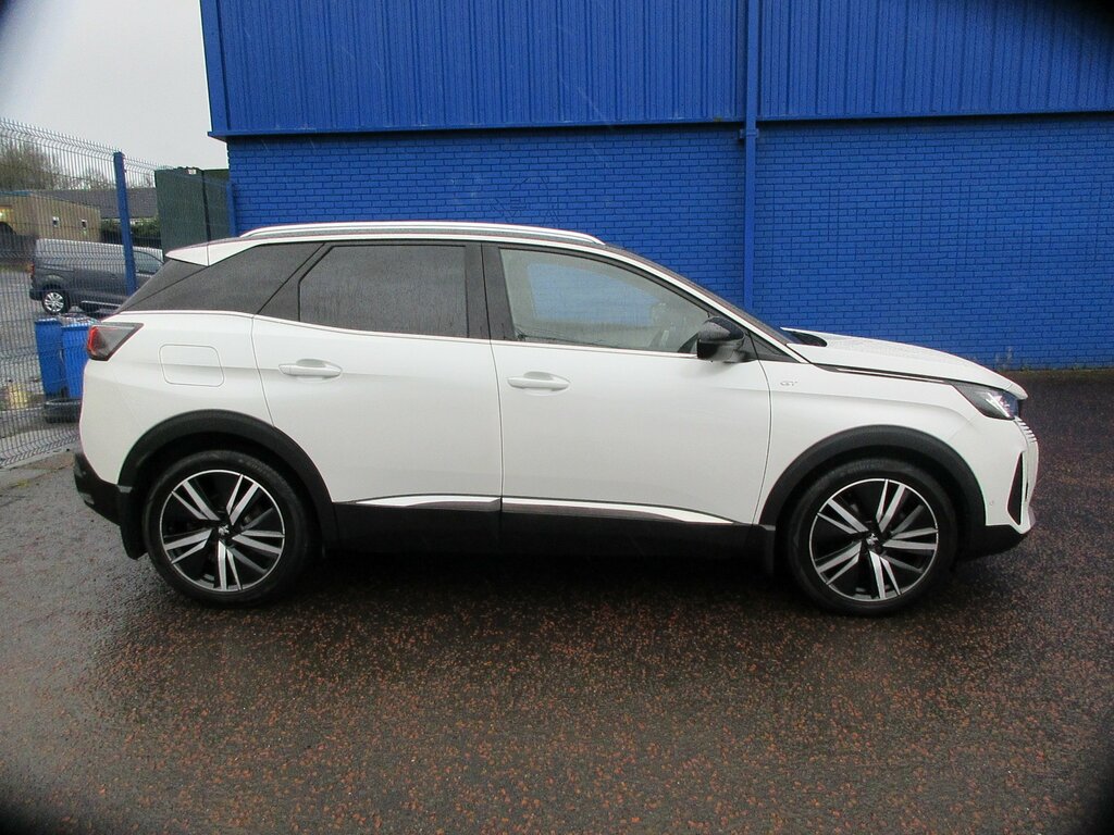 Peugeot 3008 2022 Peugeot 3008 1.5 Bluehdi Ss Gt Premium BYZ3700 White #2