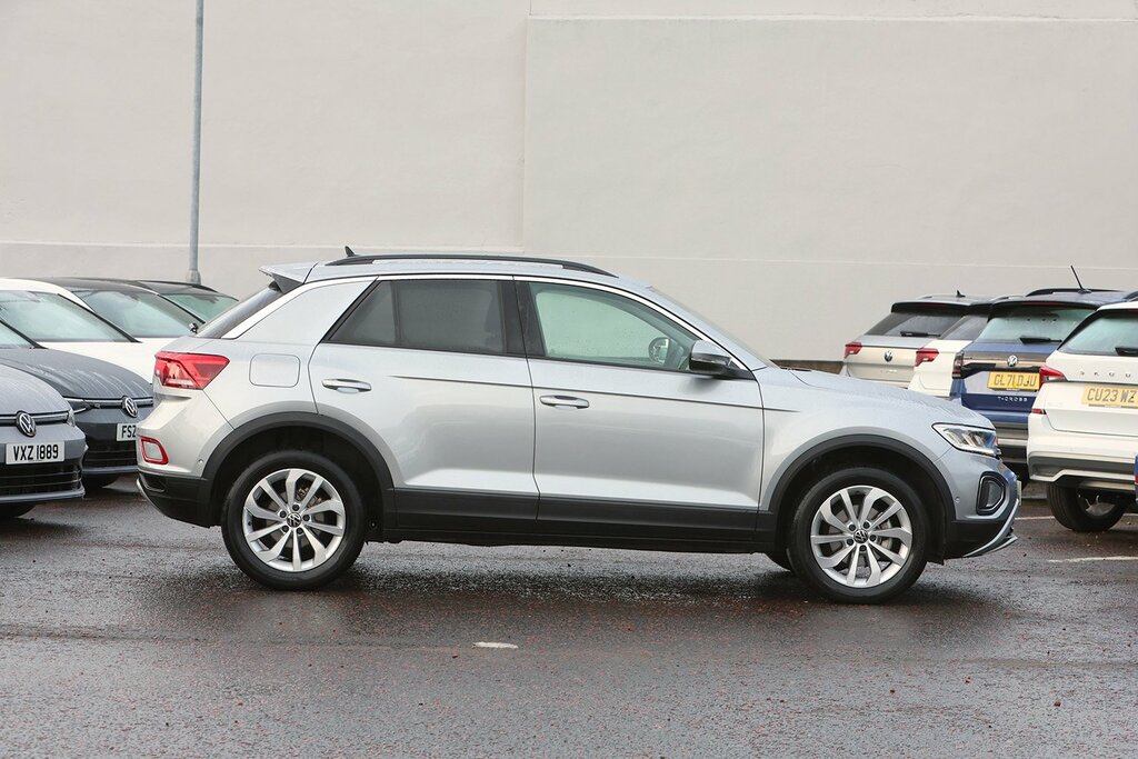 Volkswagen T-Roc 2025 Volkswagen T-roc 1.5 Match Tsi Dsg GF25XYB Silver #2