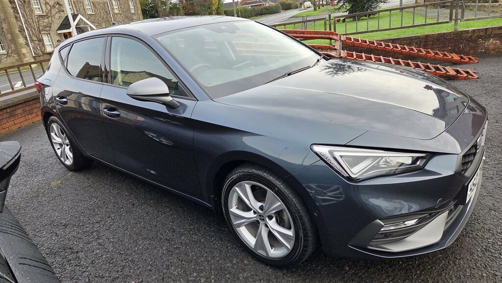 Seat Leon 2024 Seat Leon 1.0 Etsi Fr Dsg Mhev Grey #2