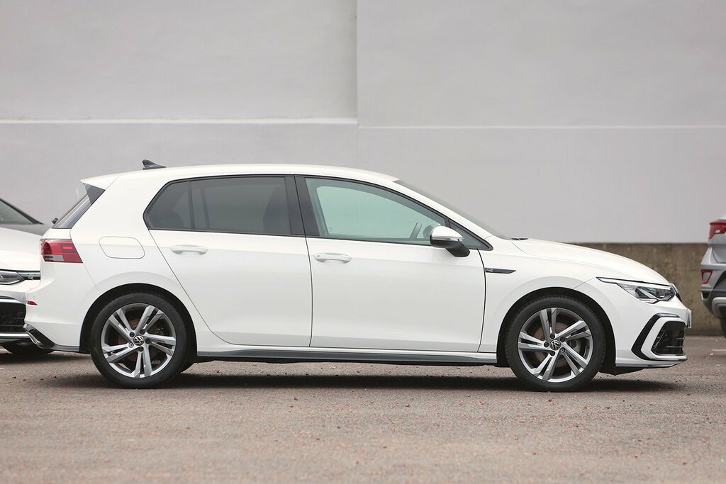 Volkswagen Golf 2024 Volkswagen Golf 1.5 R-line Tsi KM24HHG White #2