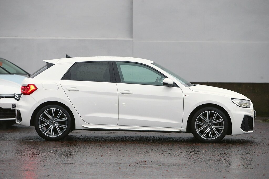 Audi A1 2023 Audi A1 1.0 Sportback Tfsi S Line HJ73XEV White #2