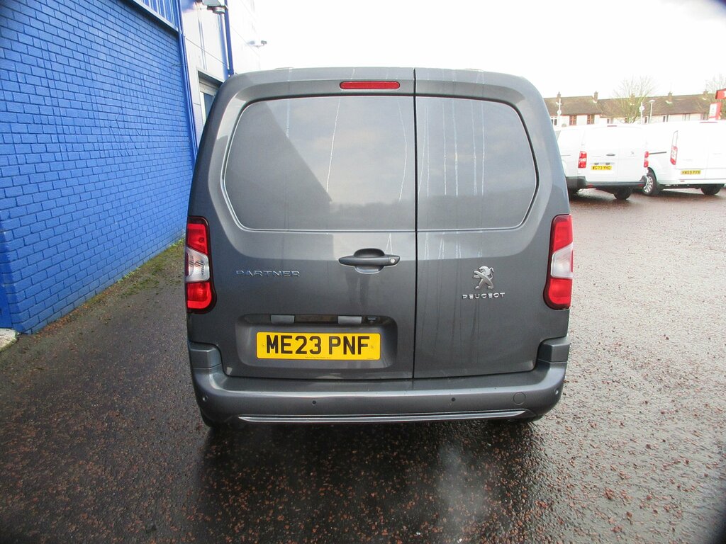 Peugeot Partner Ex.vat 2023 Peugeot Partner 1.5 Bluehdi Asphalt Pr ME23PNF Grey #4