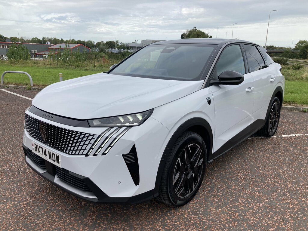Peugeot 3008 2024 Peugeot 3008 Gt Hybrid 136 RK74WDW White #2