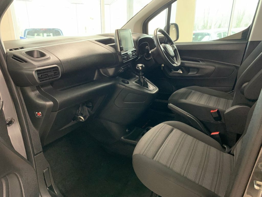 Vauxhall Combo Life 1.5L Se VN72FJF Grey #6