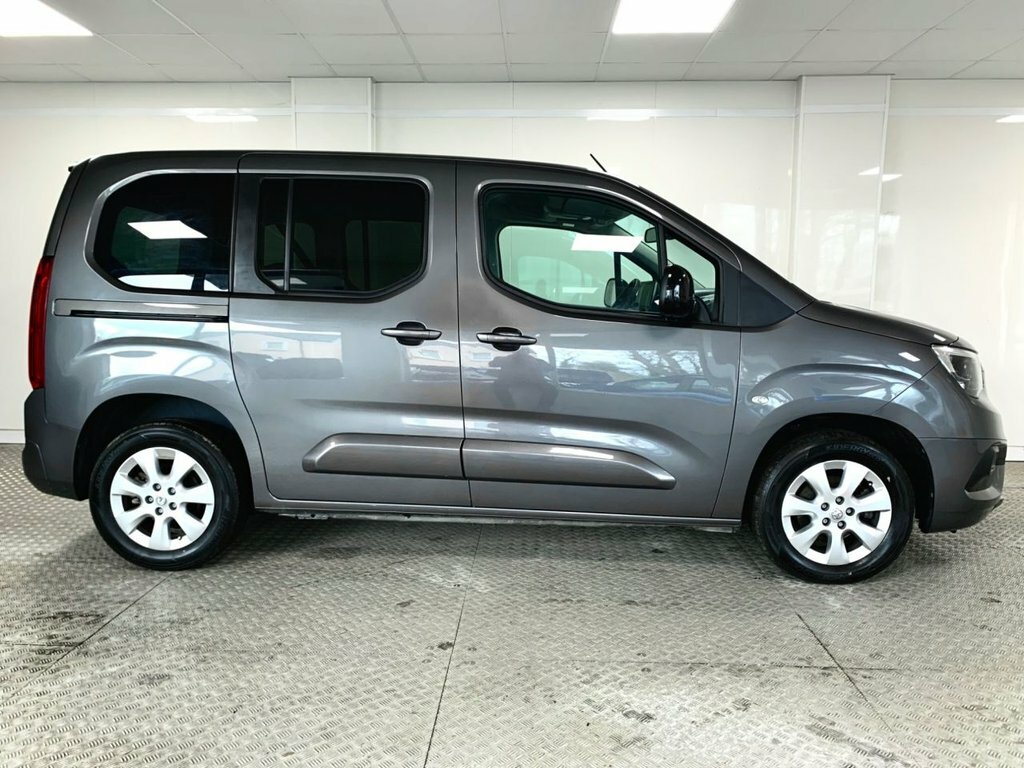 Vauxhall Combo Life 1.5L Se VN72FJF Grey #3