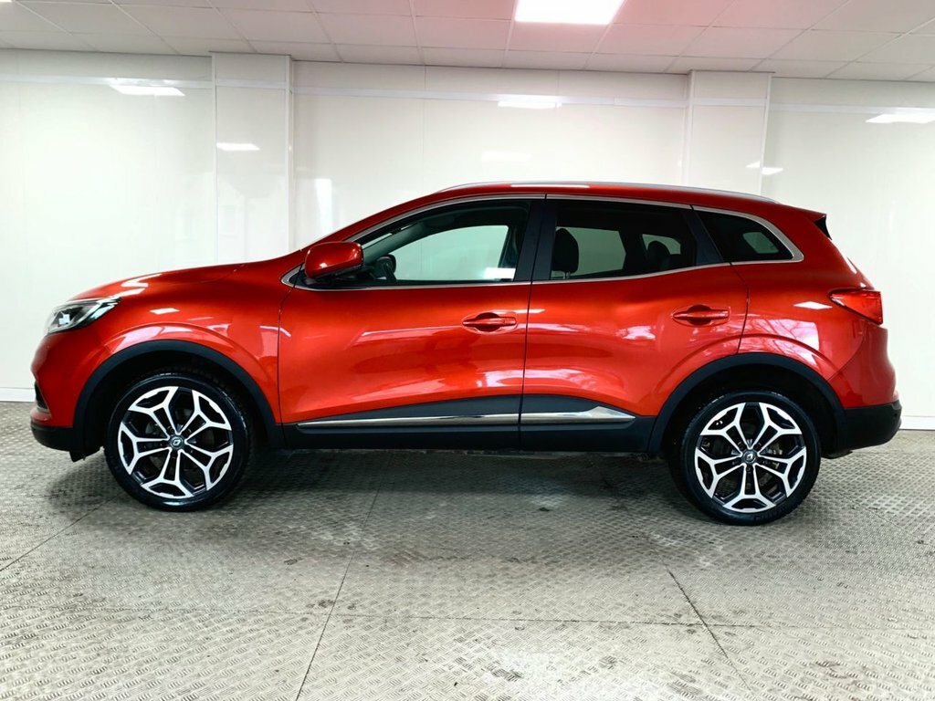 Renault Kadjar 1.3L Techno RV22SFF Red #3