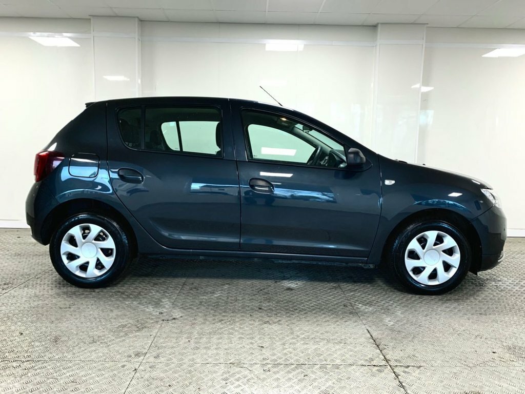 Dacia Sandero 1L Essential SD70MEU Grey #3