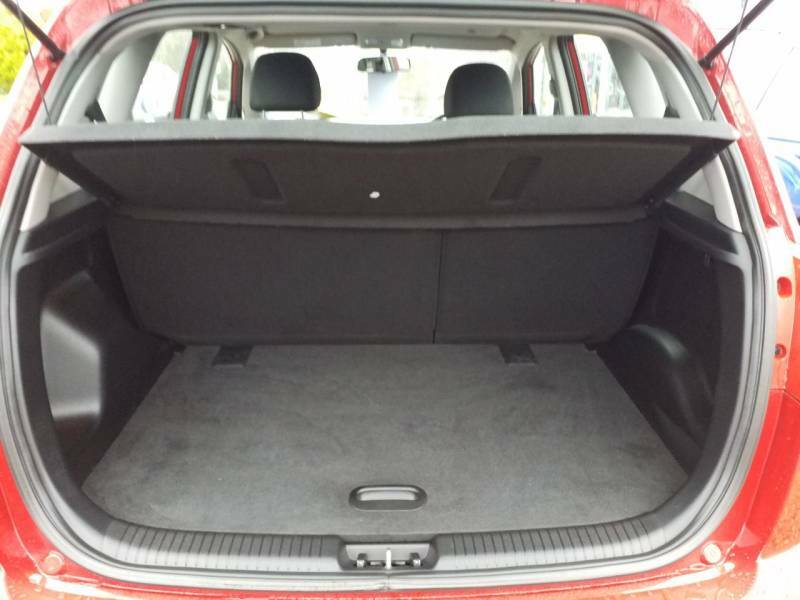 Kia Venga 1.6 2 6 - 2019 19 Red #6