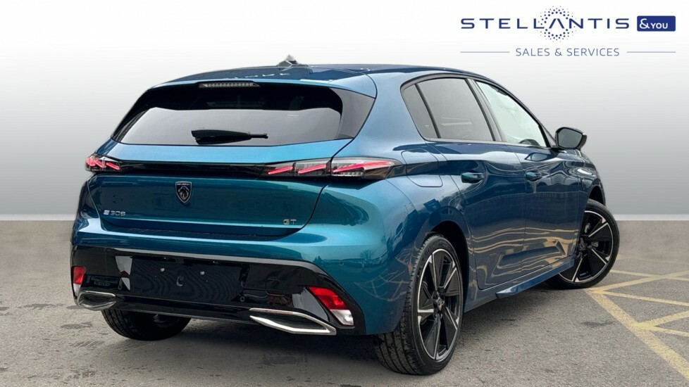 Peugeot 308 54Kwh Gt Hatchback 156 Ps  #3