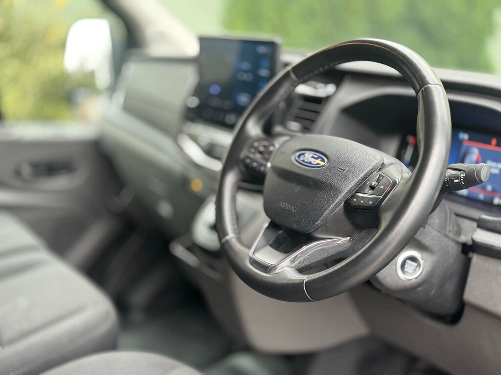 Ford Transit Custom 350 Limited Ecoblue WN74OVJ #2