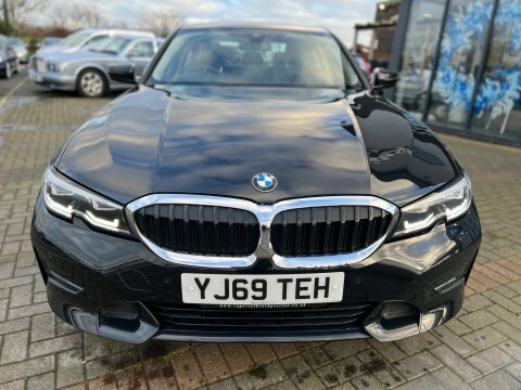 BMW 3 Series 318D Sport YJ69TEH Black #3