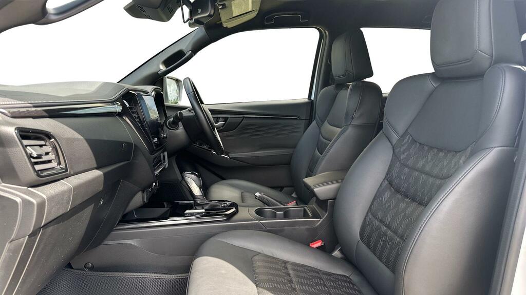 Isuzu D-Max 1.9 Td V-cross WJ25AOK White #3