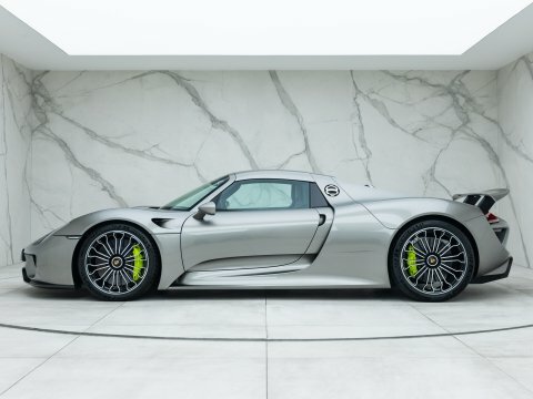 Porsche 918 Weissach #16