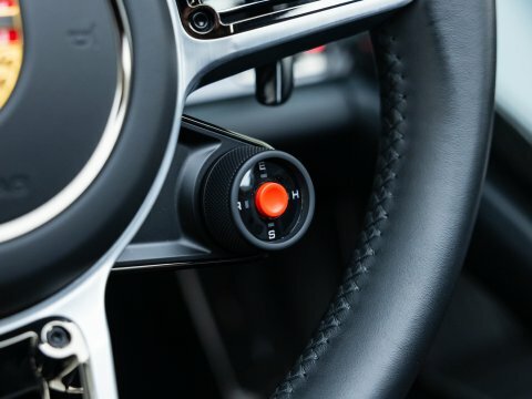 Porsche 918 Weissach #23