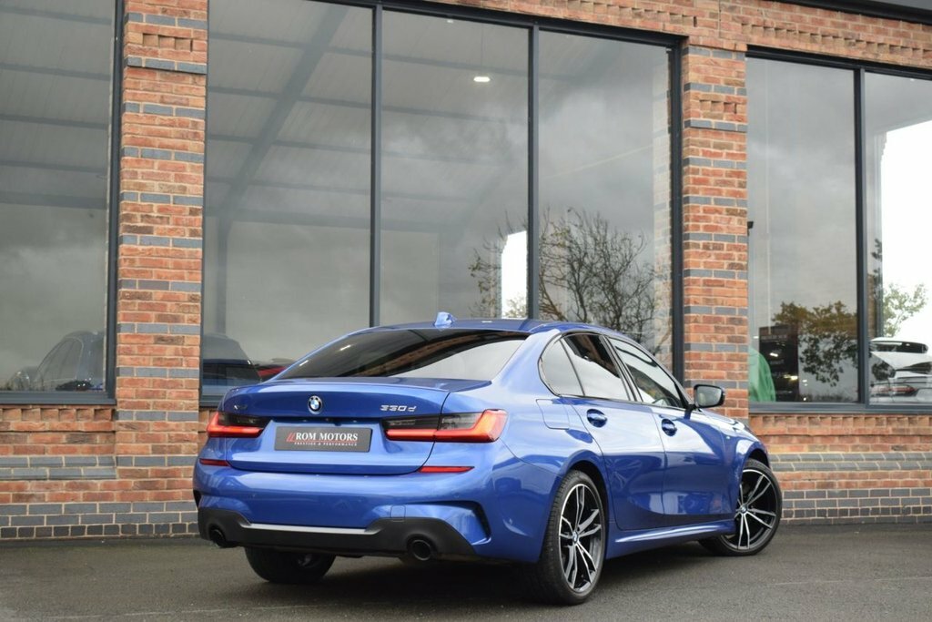 BMW 3 Series 330D Xdrive M Sport YE69HVF Blue #2