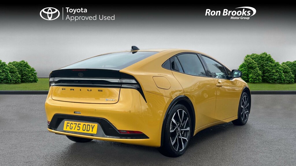 Toyota Prius 2.0 13.6Kwh Excel Cvt Euro FG75ODY Yellow #2