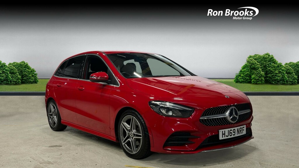 Mercedes-Benz B Class 1.3 B200 Amg Line Executi Red
