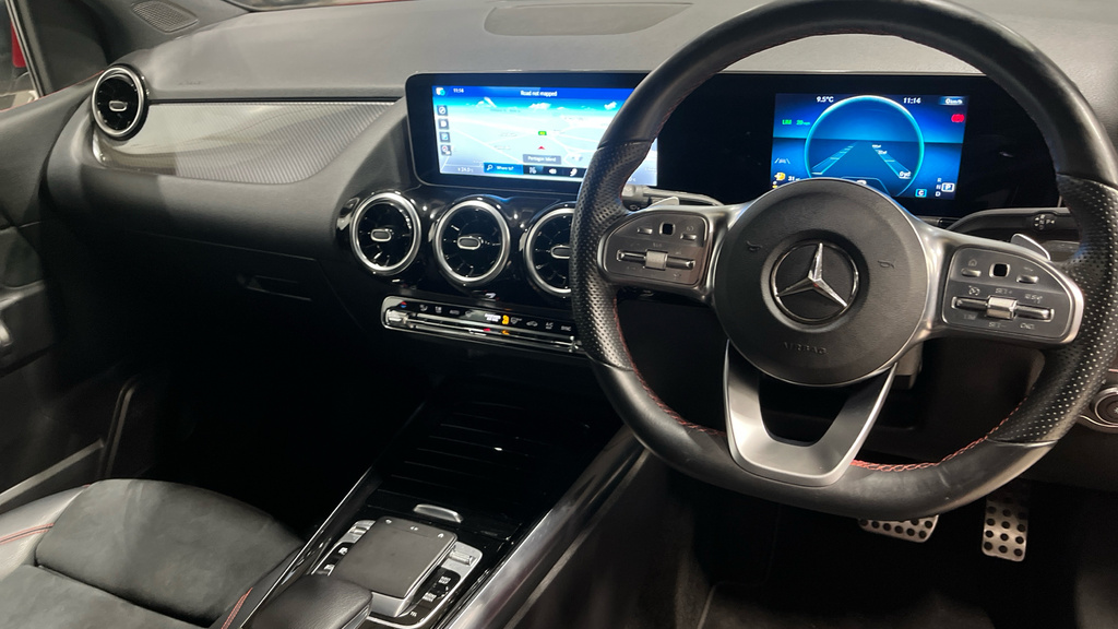 Mercedes-Benz B Class 1.3 B200 Amg Line Executi HJ69NRF Red #5