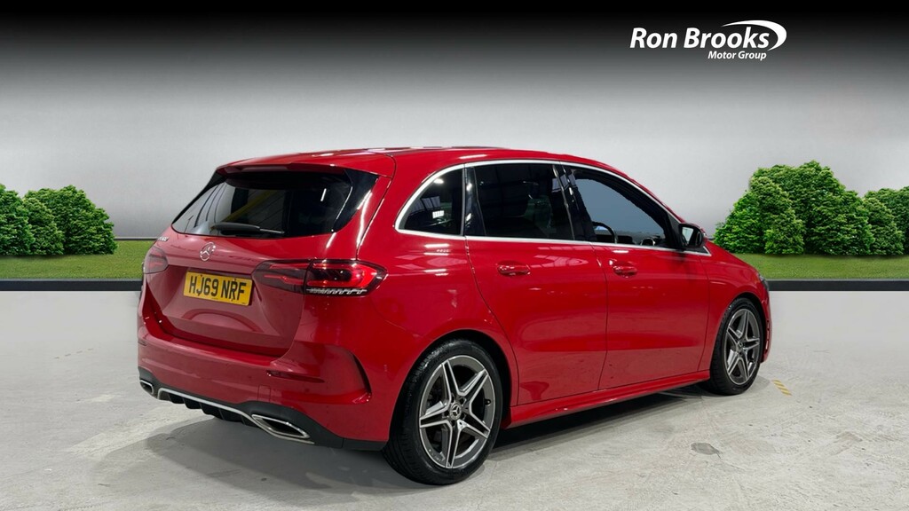 Mercedes-Benz B Class 1.3 B200 Amg Line Executi HJ69NRF Red #2