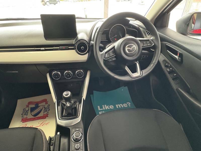 Mazda 2 1.5 E-skyactiv G Mhev Exclusive-line - 2024 7 LR74PLO Red #3