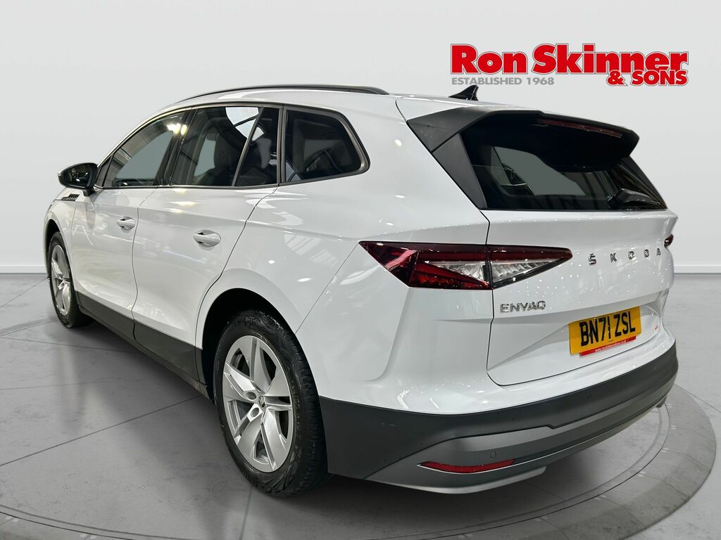 Skoda ENYAQ 62Kwh 60 Suv 179 Ps White #3