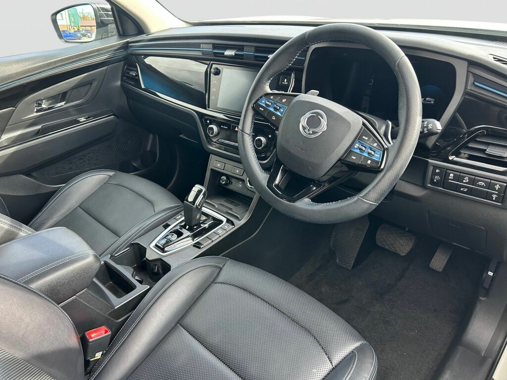 SsangYong Korando e-Motion E-motion 61.5Kwh Ultimate Suv 2 White #5