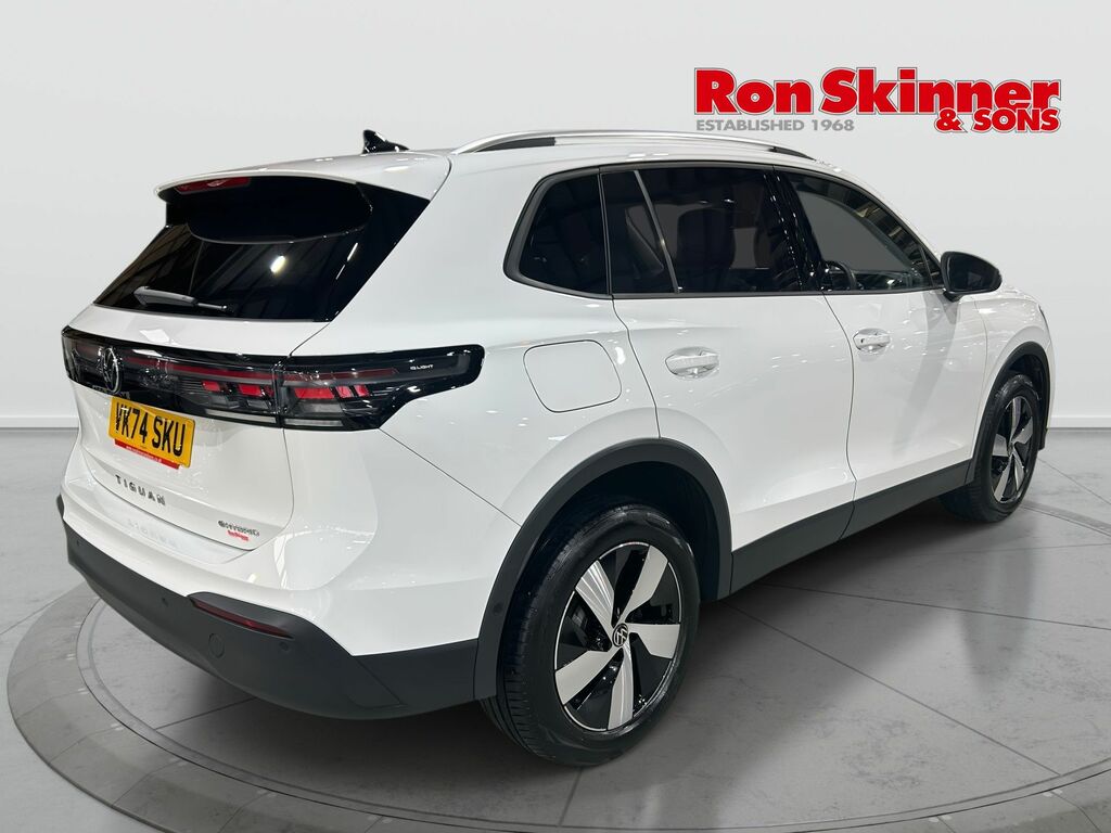 Volkswagen Tiguan 1.5 Tsi Ehybrid 19.7Kwh Match Suv Plug- VK74SKU White #3