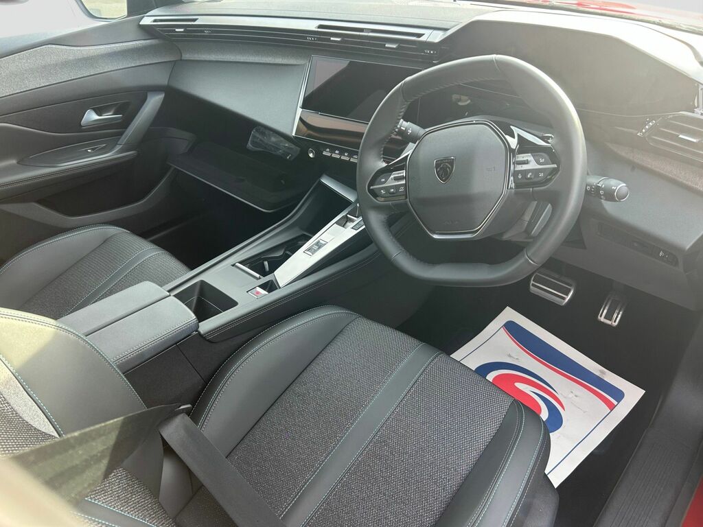 Peugeot 308 SW 1.2 Puretech Allure Estate Eat Euro 6 Red #6