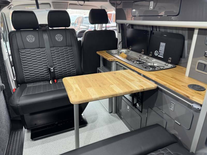 Volkswagen Transporter Volkswagen Transporter 2.0 Tdi Swamper Camper Van DY23KAE #3